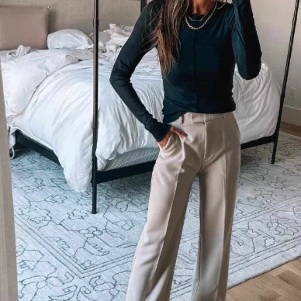 Abercrombie Cuffed Hem Tailored Wide Leg Pant in cream size 28